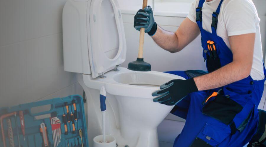 Expert burst pipe repair services in Woodstock, OH